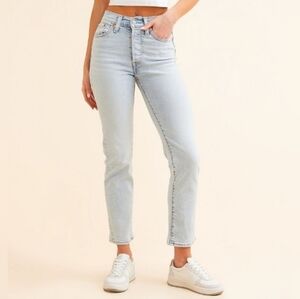 Levi's Wedgie Straight Size 26 High Rise Light Wash Button Fly 26 X 28